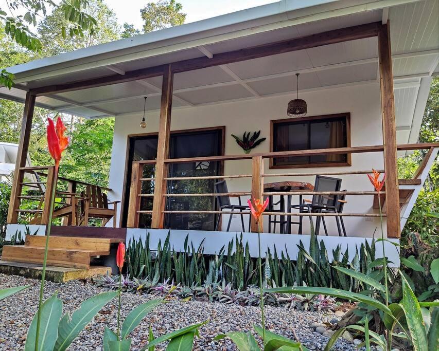 Little Yemanja Bungalow Puerto Viejo de Talamanca Exterior photo